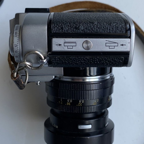 Leica Leicaflex camera with Summicron 50mm f2 lens used