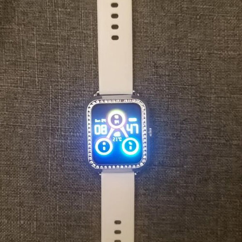 Set of 2 women's smartwatches used with chargers, waterproof and heart rate