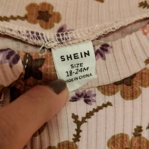 Floral Shein jumpsuit 18-24 months unused with matching ribbon
