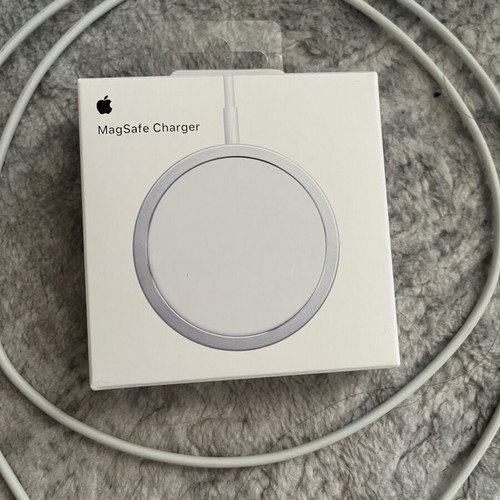 iPhone wireless charger authentic, like new