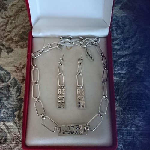Morgan silver jewelry set with 40cm necklace and earrings new