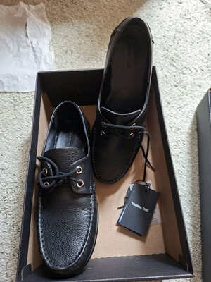 Massimo Dutti leather shoes black like new, size 37