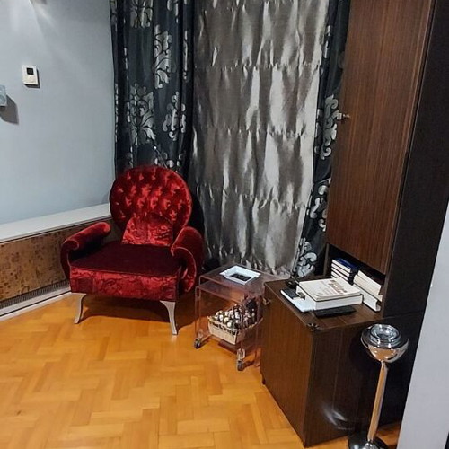 Set of 2 luxury custom made curtain sets with Roman blinds and decorative rinto