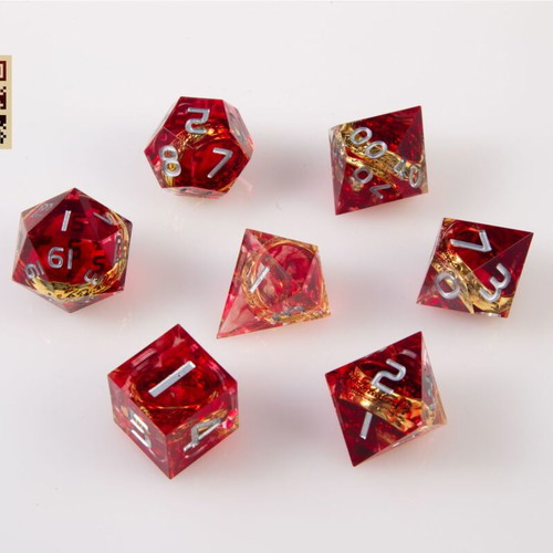 Dungeons & Dragons Dice Set with Pouch new, sharp-edge