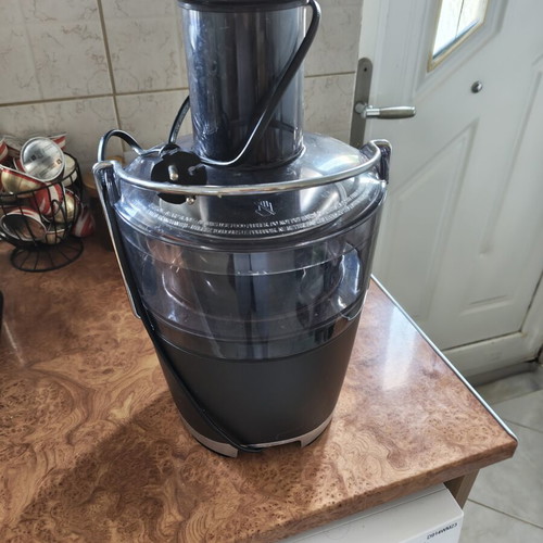 Nutribullet juicer like new