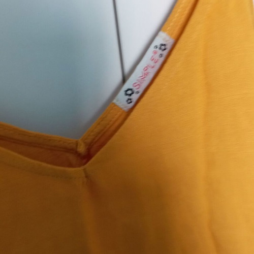Blouse with adjustable straps, like new, Simple Fashion