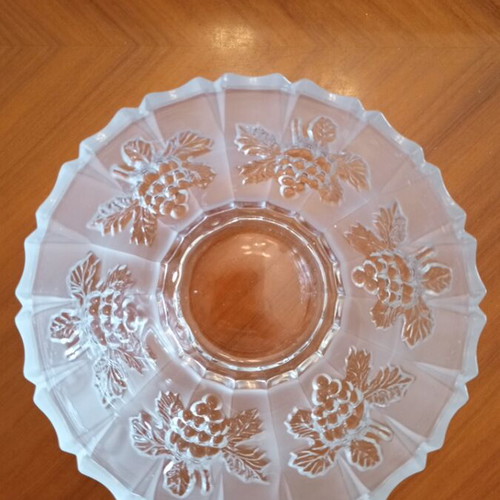 Vintage heavy crystal fruit bowl with embossed grapes