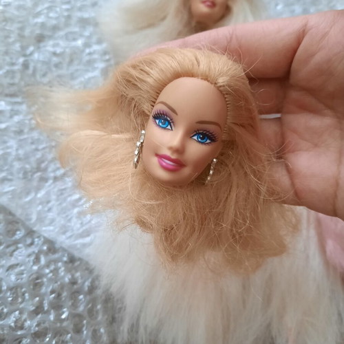 Barbie doll heads lot of 4 original Mattel for restoration