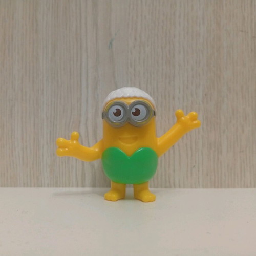 McDonald's Mc Donalds Happy Meal Minions figure used, Minion with swimsuit