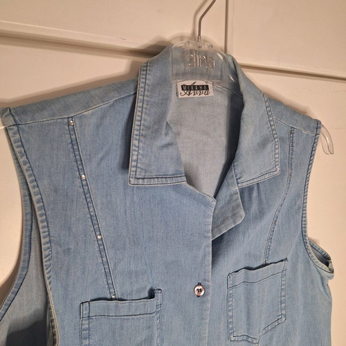 Sleeveless denim shirt like new, size Large, blue turquoise