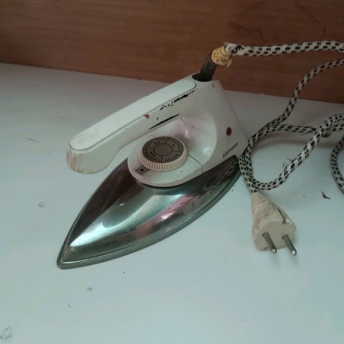 Siemens electric iron used, vintage