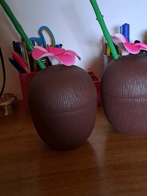 Plastic cups used, set of two
