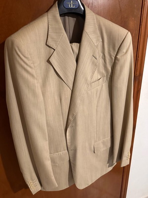 Glou men's suit like new
