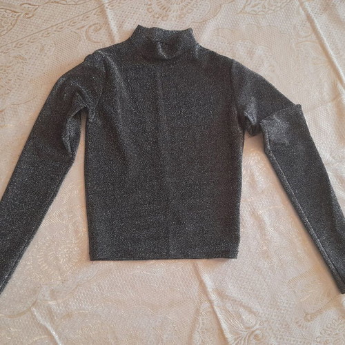 Silver blouse like new, one size