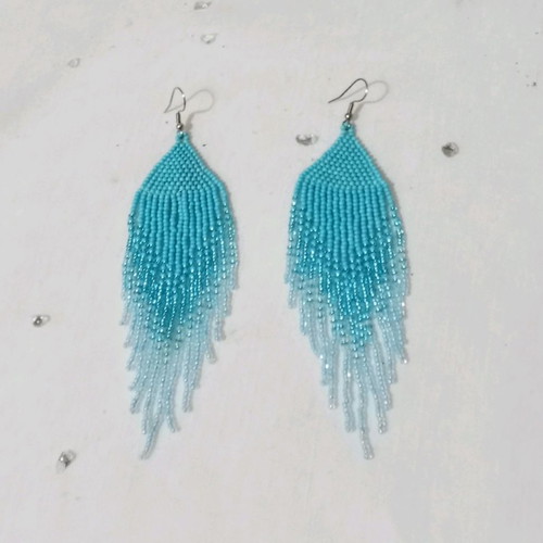 Boho beaded dangling earrings new, in shades of blue