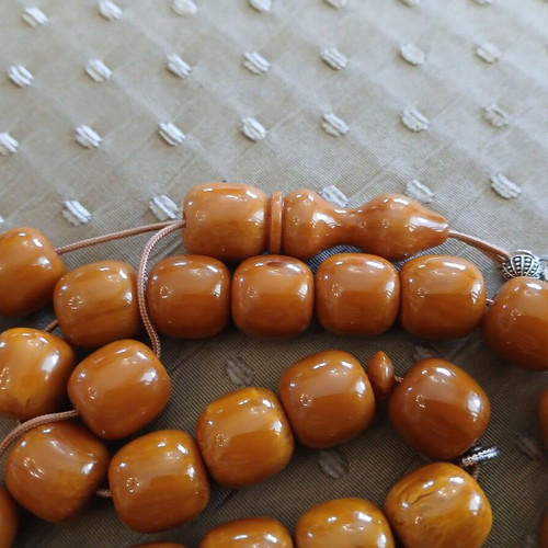 Bakelite komboloi worry beads, 33 beads, traditional oriental finish