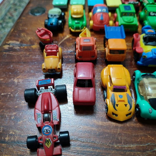 32 Kinder cars / Carambola