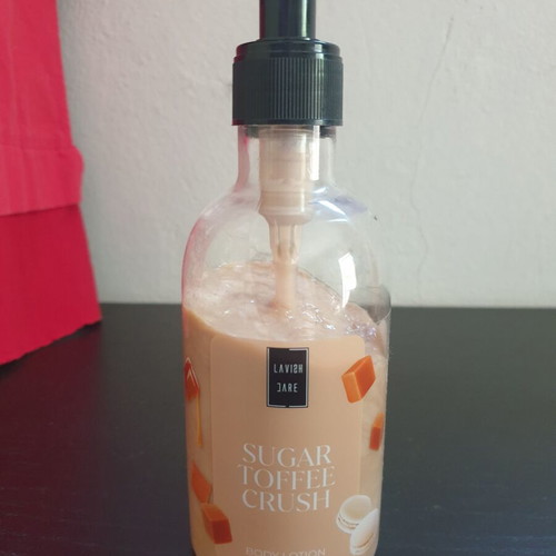 Lavish Care Sugar Toffee Crush body lotion