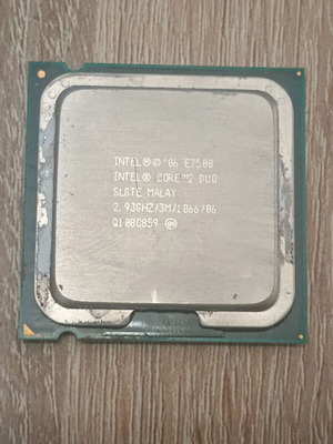 Core 2 Duo 2.93 GHz processor like new, functional