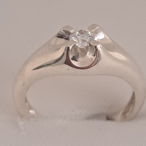 Silver solitaire ring 925 new, size 55