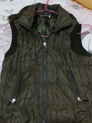 Sleeveless jacket used, khaki color, size M