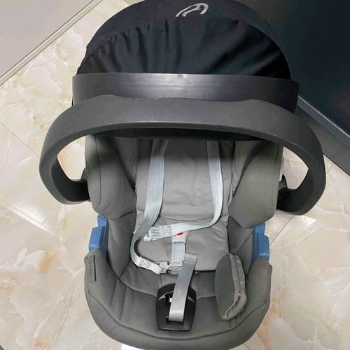 Port bebe 2 in 1 stroller used with baby item carrying bag