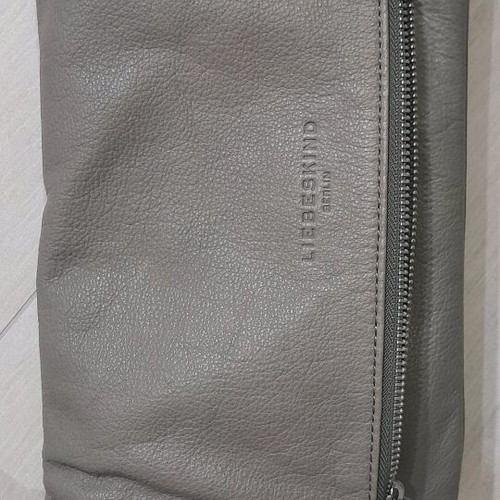 Liebeskind Berlin crossbody bag like new, gray leather