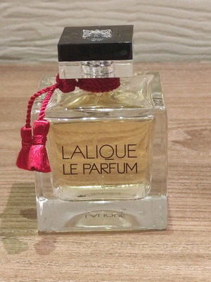 Lalique Le Parfum 100ml καινούργιο άρωμα για γυναίκες