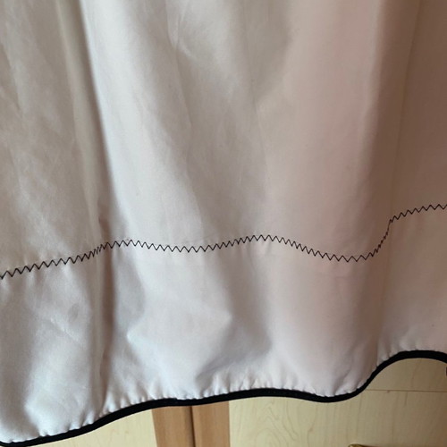 Zara skirt No M like new with satin lining