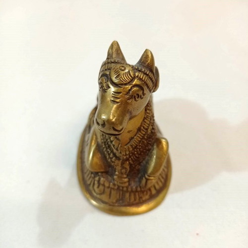 Handmade brass Nandi decoration like new