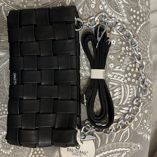 Bag to Bag crossbody bag like new, black