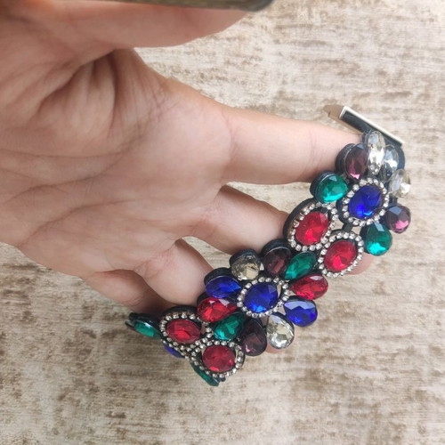 Glamorous bracelet with multicolored crystals and rhinestones