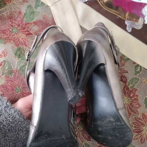 Silver boots like new, size about 37