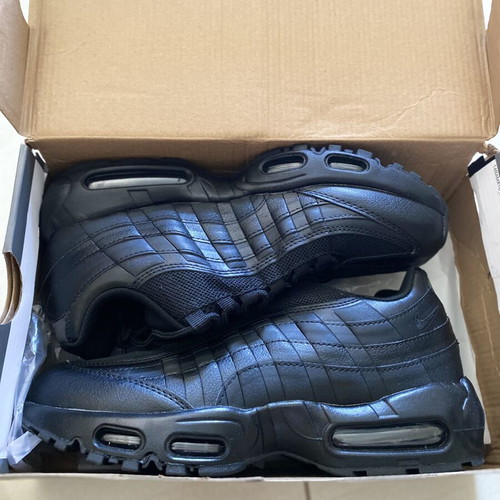 Nike Air Max 95s sneakers black size 45 new