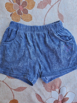 Girls' shorts used with strass details, size 10 years, blue