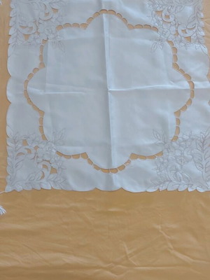 Table linens new, 2 pieces, light beige, 50 cm side