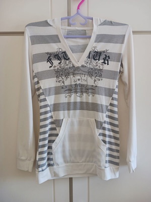 Women's Long Hoodie Shirt one size like new, white-gray