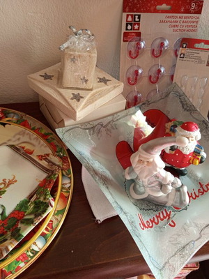 Christmas decoration set new with plates, candle holders, hooks and candle
