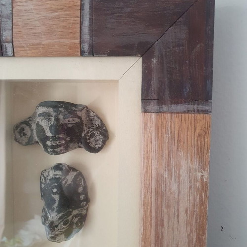 Pre-Columbian art masks used, set of 6 in wooden frame with glass