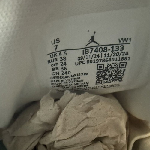 Air Jordan 4 RM women's sneakers new, model IB7408-133, sizes 40/41