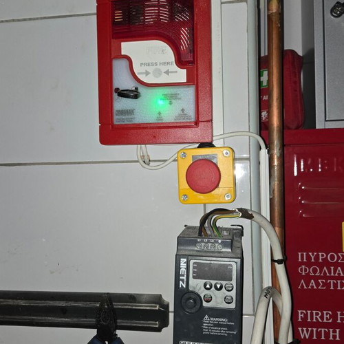 Fire extinguisher F-CLASS SOLUTION 23 lt like new, complete system