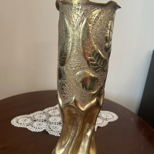 Artillery shell used decorative vase brass from World War II