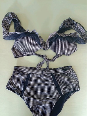 Sogno D'oro Italian swimsuit used, pin-up design with ruffles