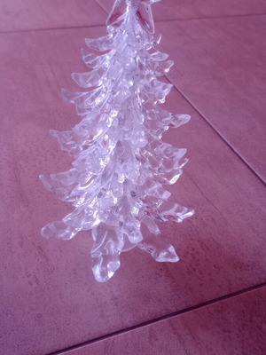 Χριστουγεννιάτικο δέντρο διακοσμητικό σαν καινούργιο από πλαστικό