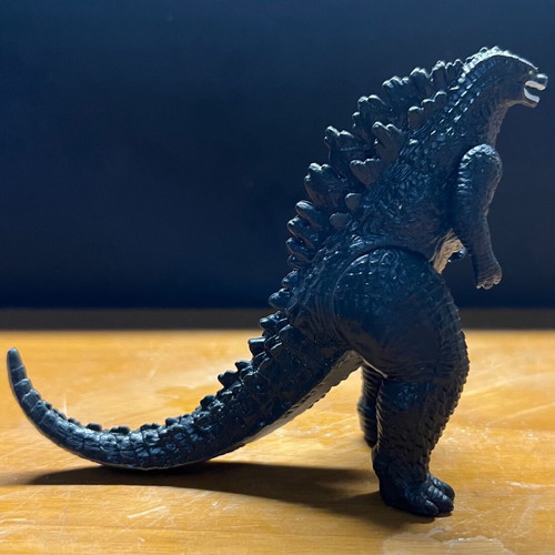 Godzilla miniature 10 cm like new
