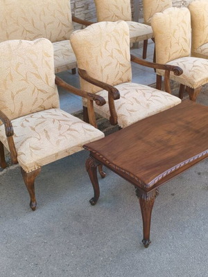 Restored living room set like new with sofa, armchairs and coffee table
