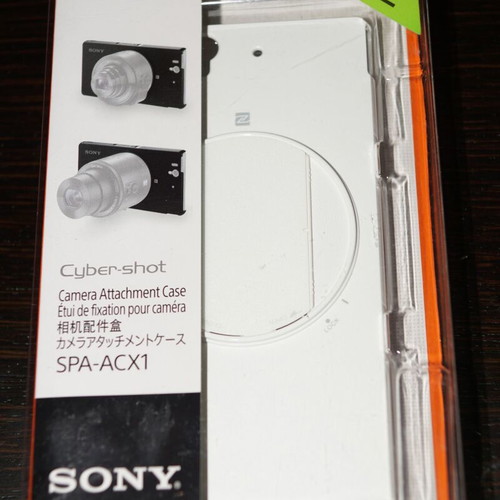 Sony SPA-ACX1 lens attachment case for Xperia Z new