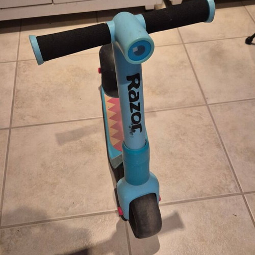 Razor scooter used, kids