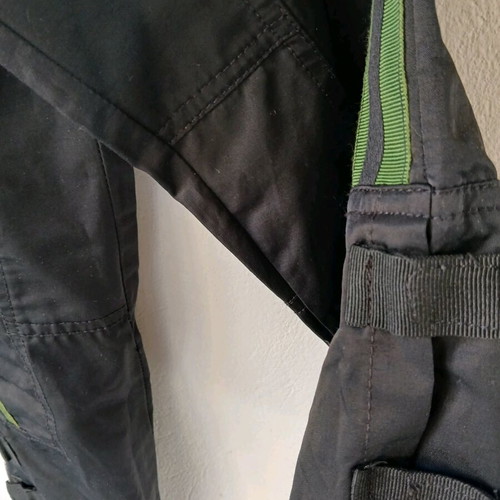 Rossodisera Capri pants new, black with green stripes