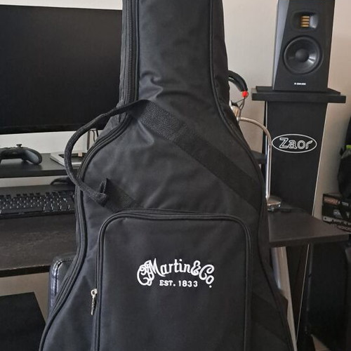 Martin Acoustic Guitar DX Johnny Cash like new